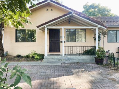 1913 W Middlefield Rd, Mountain View, CA, 94043