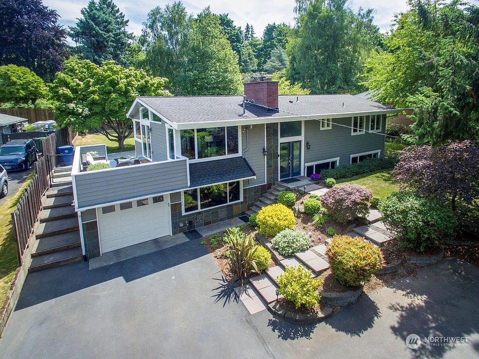 1st image of 18968 Marine View Drive SW