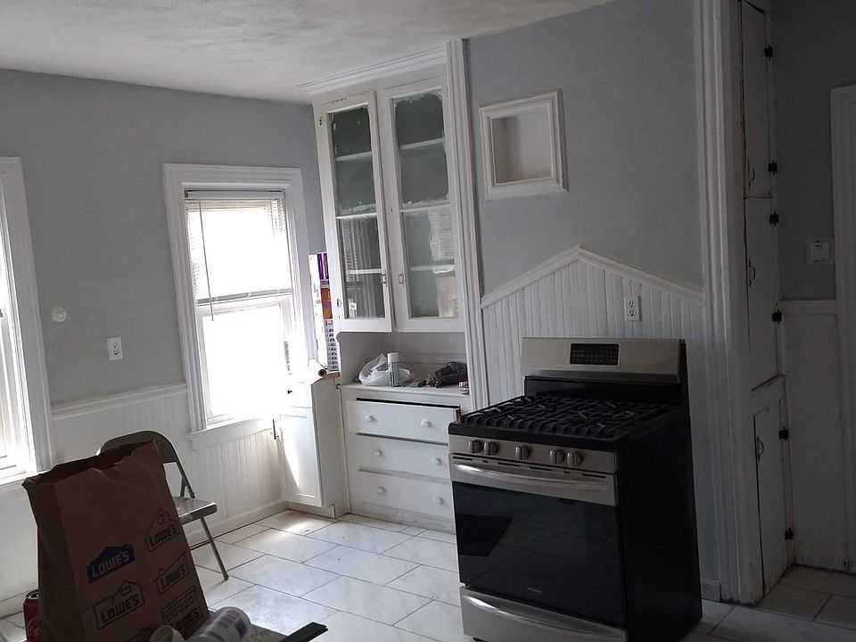 1st image of 874 Chalkstone Ave #3
