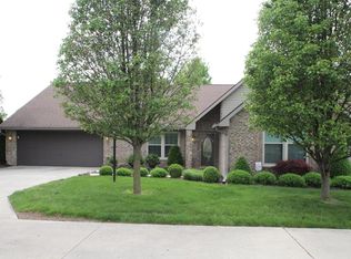 6613 W Talamore Ct, Yorktown, IN 47396