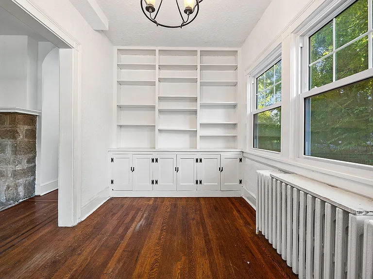 84 Harvard Dr — Photo 13