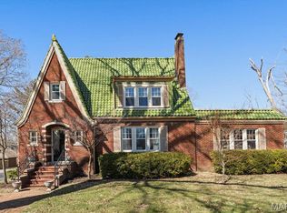 9 Juanita Pl, Belleville, IL 62223
