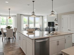 18561 71st Pl N, Maple Grove, MN 55311