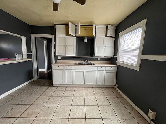 5th image of 3118 Waverly Ave