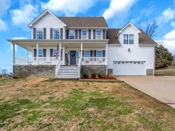 2131 Chester Harris Rd, Woodlawn, TN 37191