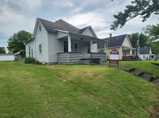 846 S 6th St, Clinton, IN 47842