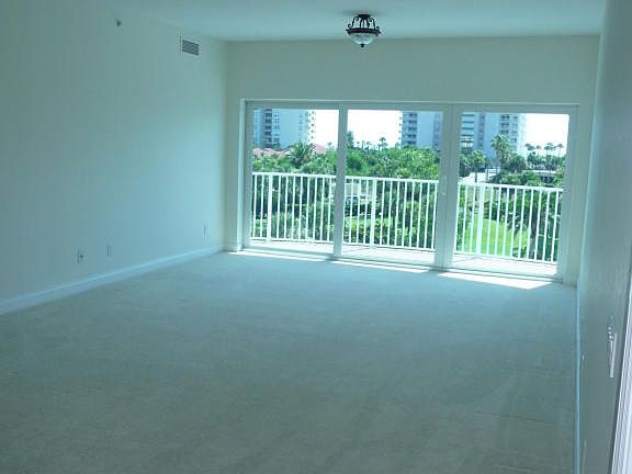 3rd image of 2 Oceans West Blvd APT 407
