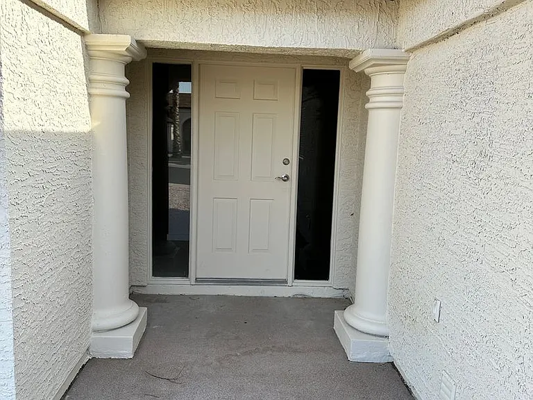 3565 W Butler St — Photo 3