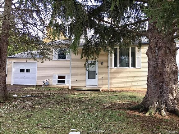 2nd image of 1007 Bonnie Lake Dr