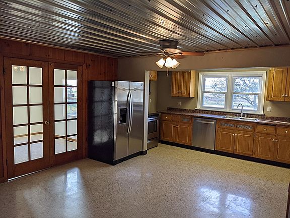 5th image of 2451 55th Street Dr