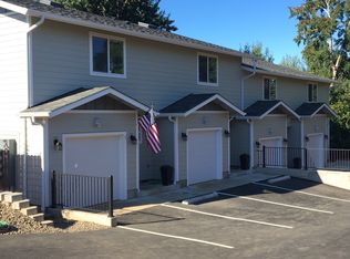 295 NE Beech St, Toledo, OR 97391