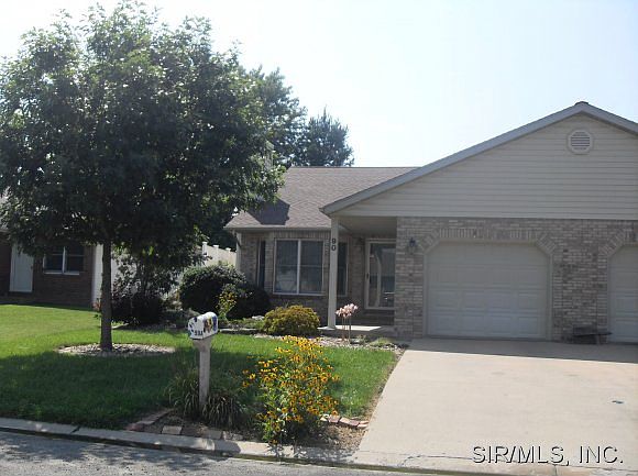 1st image of 90 Sunbeam Dr APT A