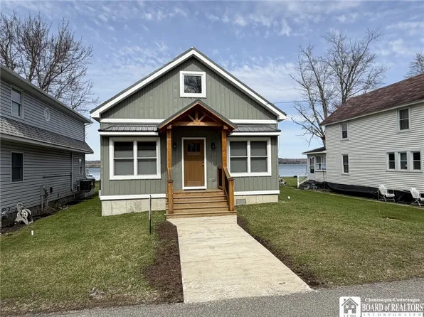 29 Loomis Bay Rd, Ashville, NY 14710