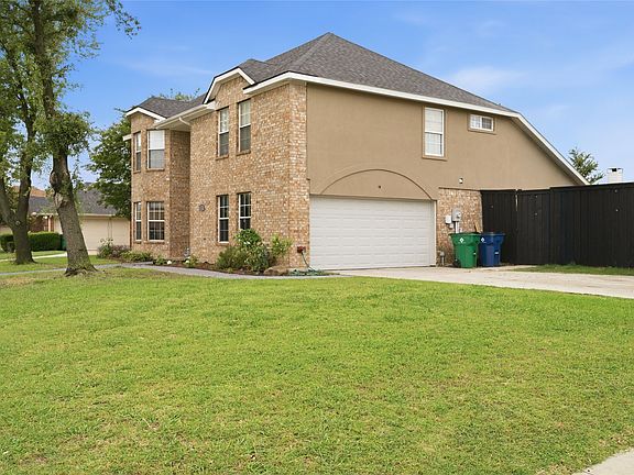 3rd image of 2213 Deep Valley Dr