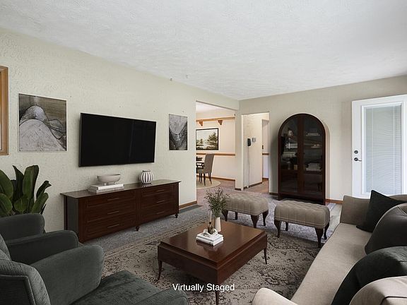 4th image of 7015 Western Ave