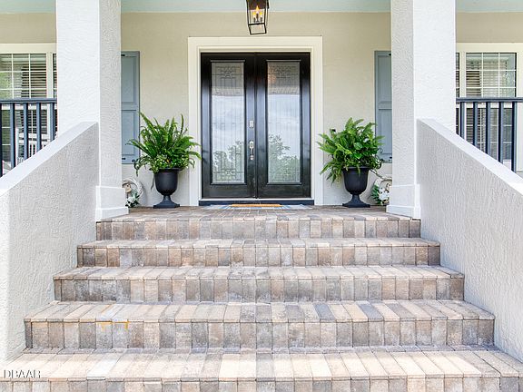 4th image of 3 Cliffwood Cir
