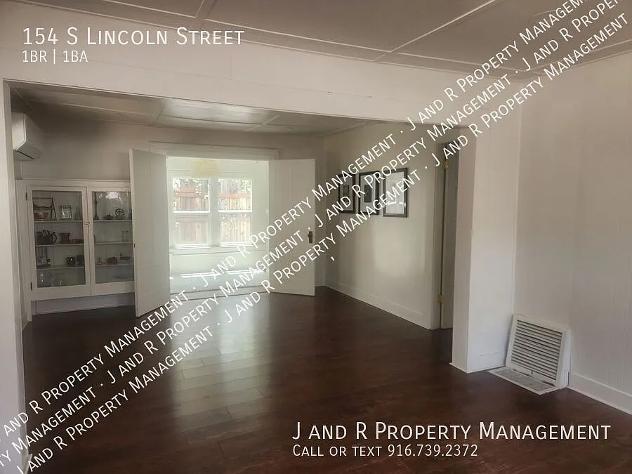 154 S Lincoln St