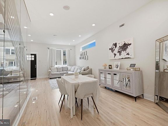 4th image of 101 E Phil Ellena St