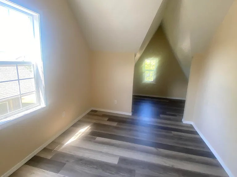 1620 Broadway St NE — Photo 17