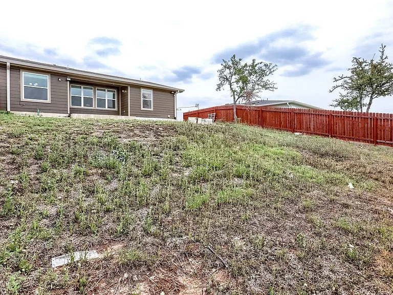 20111 Travis Dr #B — Photo 24