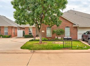 32 Butterfly Creek Blvd, Oklahoma City, OK 73013