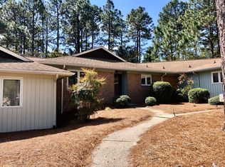 28 Garden Villa Dr, Pinehurst, NC 28374