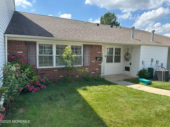 9 Maine Court #741, Matawan, NJ 07747