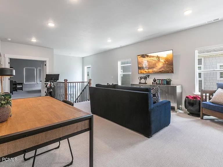6518 Purple Poppy Ln — Photo 43