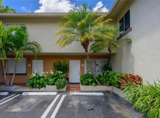 451 NW 82nd Ave APT 805, Miami, FL 33126