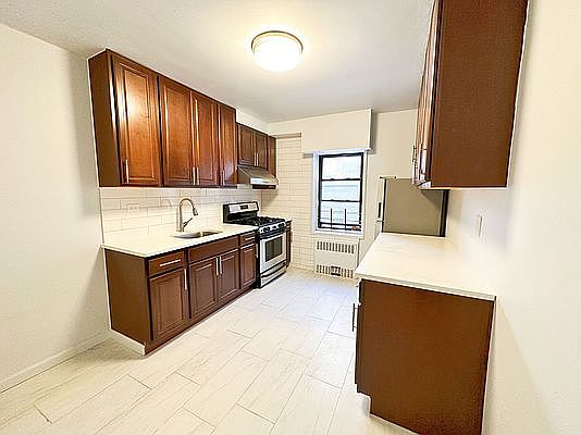 2nd image of 84-25 Elmhurst Ave #3K