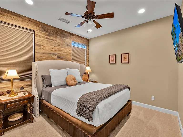 51535 N Two Palms Way — Photo 23