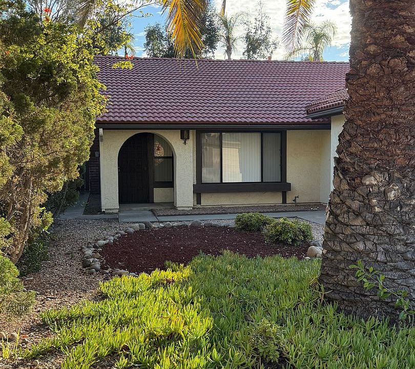 1st image of 17636 Valladares Dr