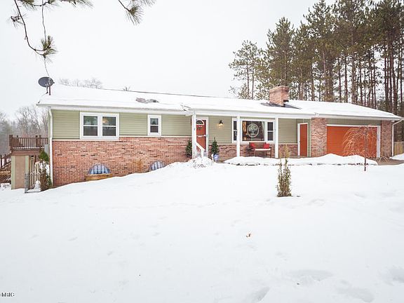 3rd image of 13910 E C Ave