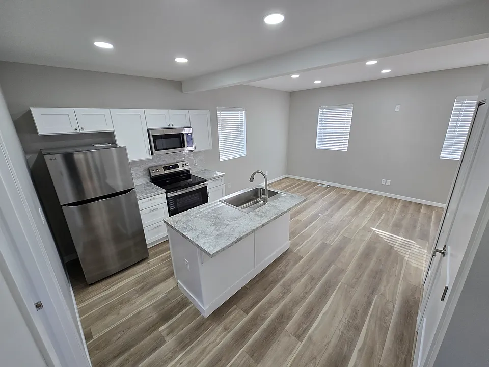 1526 Miami St #5
