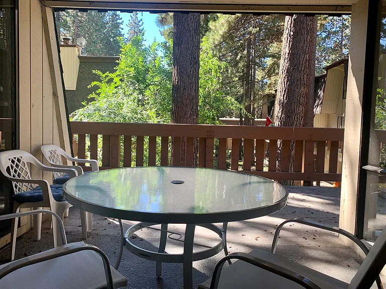 120 Country Club Dr #29 — Photo 10