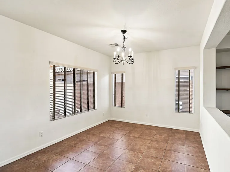 6509 Collingsworth St — Photo 25