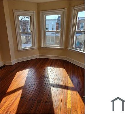 2nd image of 217 W Sheldon St