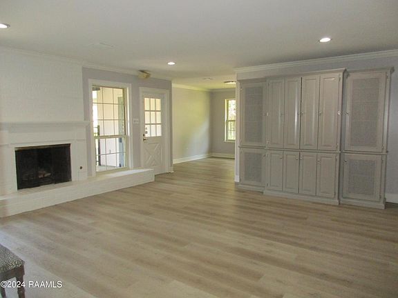 2nd image of 415 Kim Dr