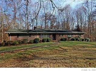 2428 Simca Ct, Charlotte, NC 28216