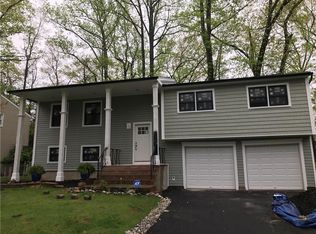 247 Farragut Rd, North Plainfield, NJ 07062