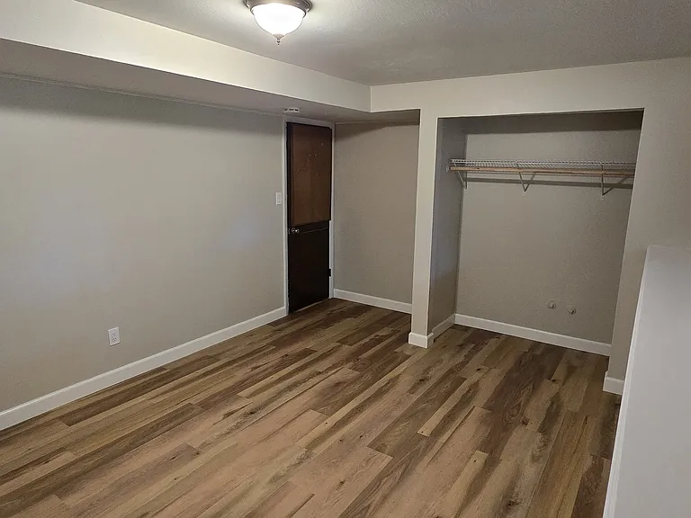 6685 Brook Park Dr — Photo 19