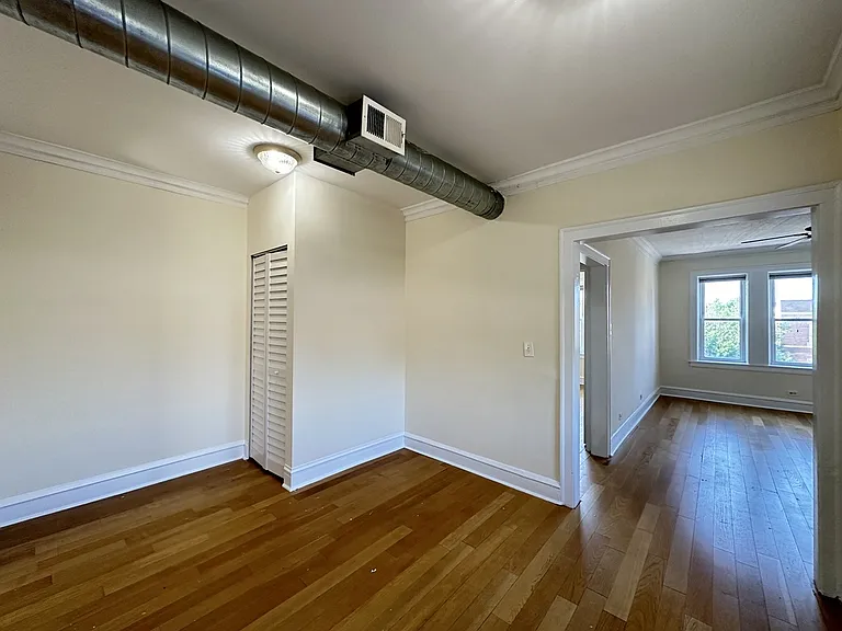 3533 W Fullerton Ave #4 — Photo 8