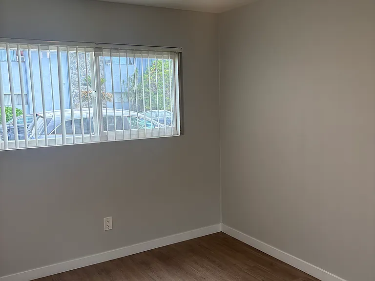521 La Cadena Way #1 — Photo 9