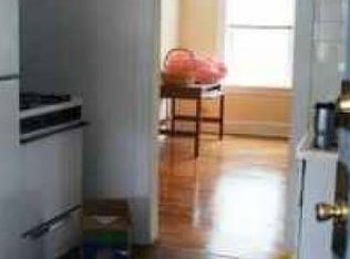 2250 W Ainslie St APT 2A, Chicago, IL 60625