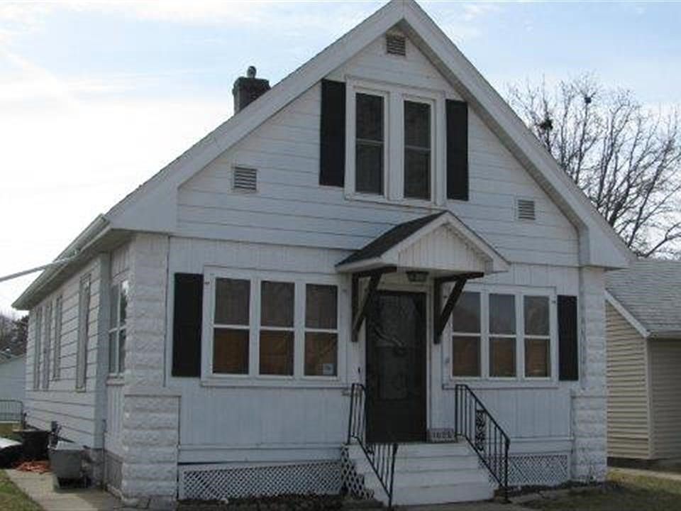 Home for Sale in Quincy, IL $54,900