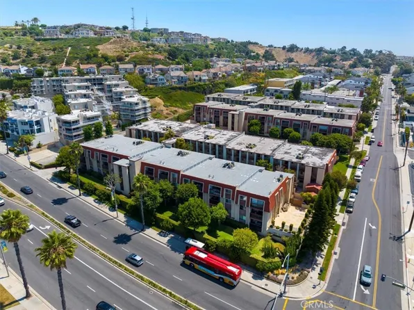 2001 E 21st St Unit 332, Signal Hill, CA 90755