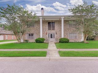 100 Troon Dr, Broussard, LA 70518