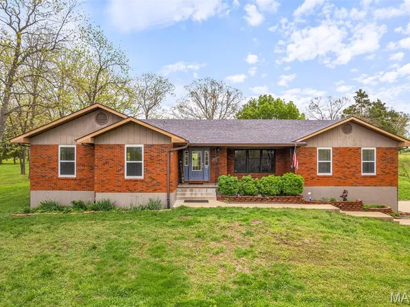 1304 Napoleon Dr, Bonne Terre, MO 63628