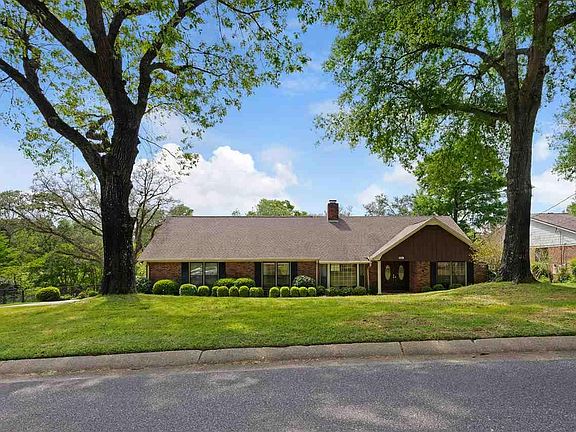 2nd image of 8641 Meadowbrook Dr
