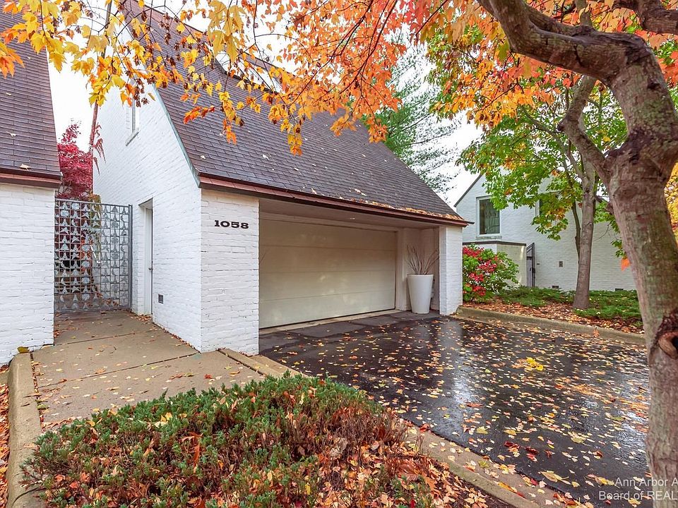 1st image of 1058 Scott Pl